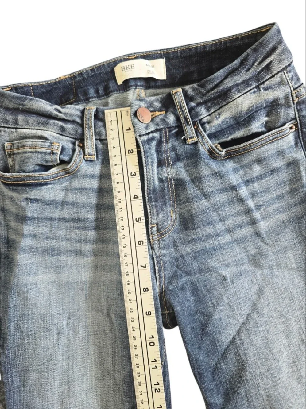 BKE Women's ANDI Slim Fit MidRise Flare Women's Jeans Size 26 Tall Girl Friendly